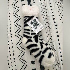 Snoozles Cozy Zebra Print Fuzzy Socks